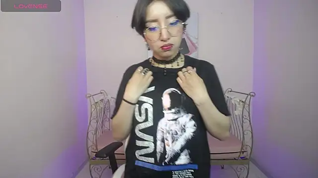 Xayah 77 online show from December 2024 01:29:02 PM
