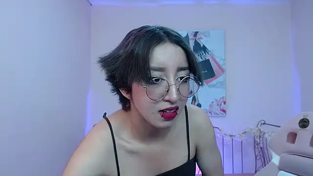 Xayah 77 online show from December 2024 01:43:02 PM