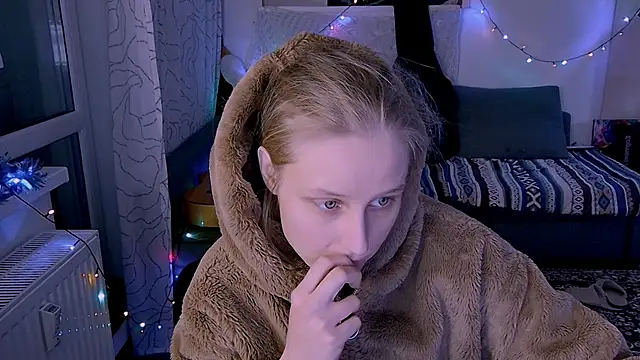 KatiKate online show from February 2025 04:52:01 PM