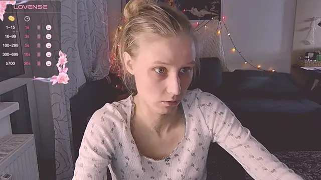 KatiKate online show from February 2025 08:33:01 PM