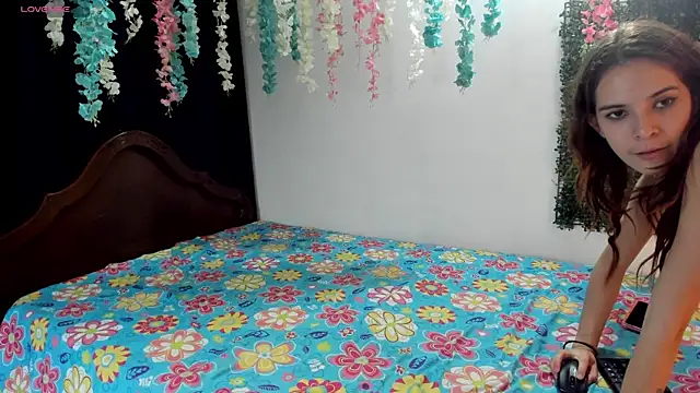kattyandtom2 online show from January 2025 09:51:02 AM
