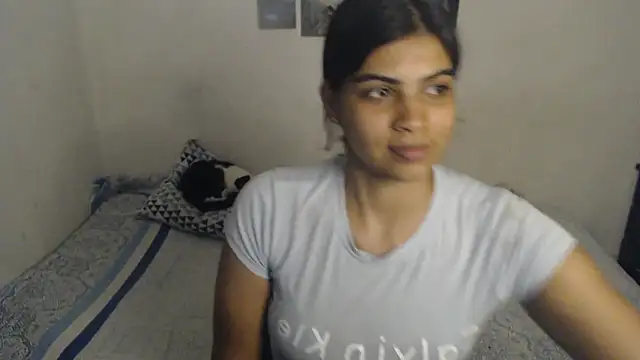 Pocahontas Princess  online show from February 2026 02:40:02 AM