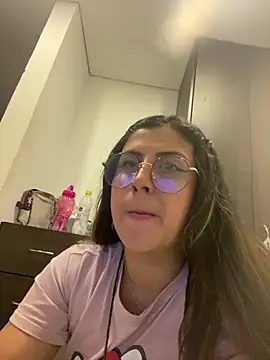 Snapshot of girl_anni chatting on January 2025 07:49:01 PM girl anni online show from January 2025 07:49:01 PM