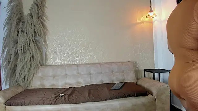 Snapshot of Violetrousse chatting on January 2025 04:31:02 PM Violetrousse online show from January 2025 04:31:02 PM