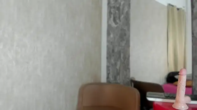 Snapshot of Violetrousse chatting on February 2025 10:20:02 PM Violetrousse online show from February 2025 10:20:02 PM