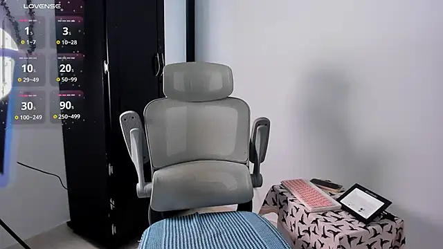 Sakito Tokio online show from April 2026 10:44:01 PM