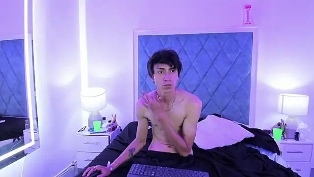 Snapshot of Katherin_jupiter chatting on December 2024 01:18:01 AM Katherin jupiter online show from December 2024 01:18:01 AM