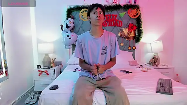 Snapshot of Katherin_jupiter chatting on December 2024 07:27:02 PM Katherin jupiter online show from December 2024 07:27:02 PM