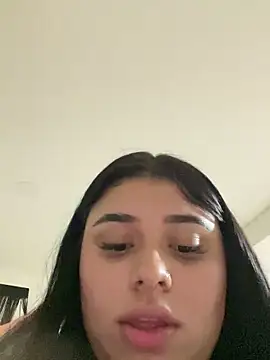 alissonfernandez  online show from December 2024 12:39:02 AM