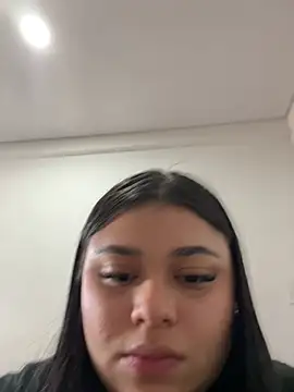 alissonfernandez  online show from January 2025 03:51:02 PM