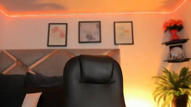 marian pinzon online show from April 2026 07:40:02 PM