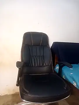 Snapshot of Aashixxx12 chatting on February 2025 10:53:01 PM Aashixxx12 online show from February 2025 10:53:01 PM