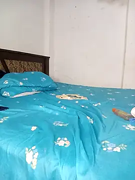 Snapshot of Aashixxx12 chatting on March 2025 06:20:02 AM Aashixxx12 online show from March 2025 06:20:02 AM