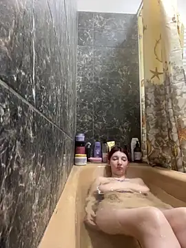 Alissa kiss online show from December 2024 06:09:02 PM