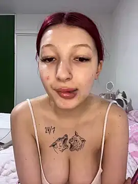 Alissa kiss online show from January 2025 03:51:01 PM