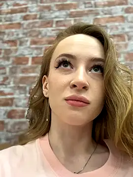  AngelMoon  online show from November 2025 03:40:02 AM