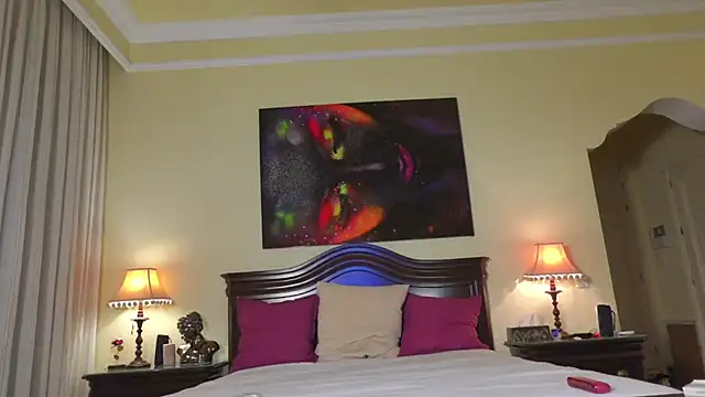 LunaMystyque online show from March 2026 04:12:02 PM