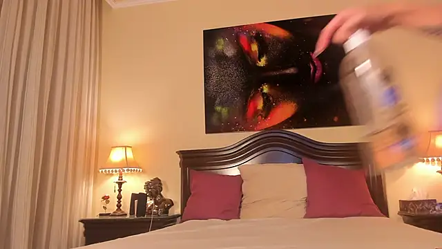 LunaMystyque online show from March 2026 04:11:01 PM