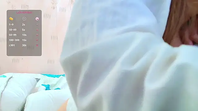 Snapshot of hornybarelylegalgirl chatting on February 2025 09:56:01 PM hornybarelylegalgirl online show from February 2025 09:56:01 PM