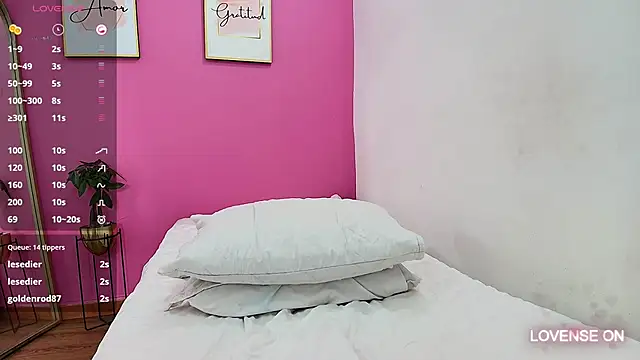 Snapshot of hornybarelylegalgirl chatting on February 2025 10:53:02 PM hornybarelylegalgirl online show from February 2025 10:53:02 PM