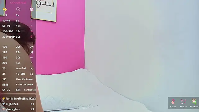 Snapshot of hornybarelylegalgirl chatting on February 2025 04:10:02 PM hornybarelylegalgirl online show from February 2025 04:10:02 PM