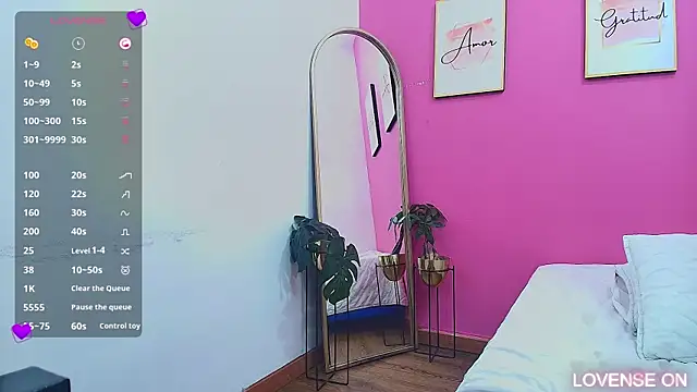 Snapshot of hornybarelylegalgirl chatting on March 2025 12:56:02 PM hornybarelylegalgirl online show from March 2025 12:56:02 PM