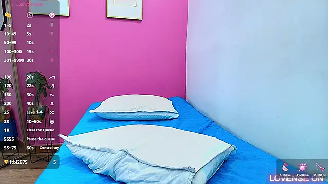 Snapshot of hornybarelylegalgirl chatting on March 2025 03:58:02 PM hornybarelylegalgirl online show from March 2025 03:58:02 PM