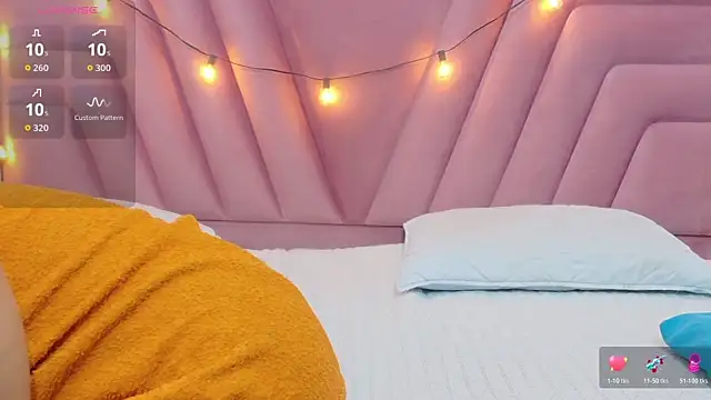 Snapshot of hornybarelylegalgirl chatting on November 2025 12:59:02 PM hornybarelylegalgirl online show from November 2025 12:59:02 PM