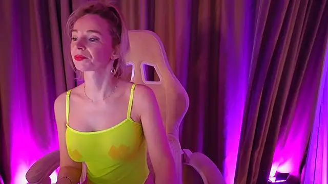 bubbling crush online show from February 2025 10:31:01 PM