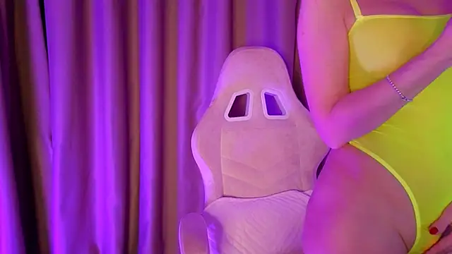 bubbling crush online show from March 2025 09:00:02 PM