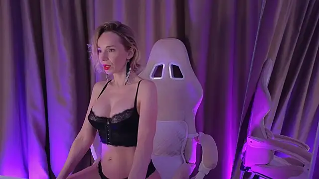 bubbling crush online show from March 2025 12:25:02 PM