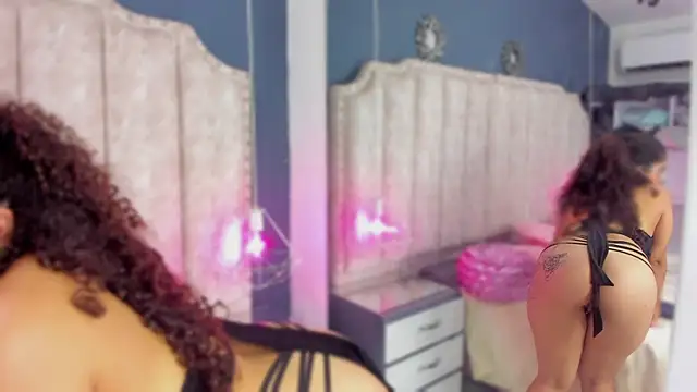 Snapshot of CoralHarmon chatting on December 2024 05:21:02 PM CoralHarmon online show from December 2024 05:21:02 PM