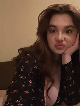 Snapshot of Dreamy_Kitty chatting on January 2025 07:00:02 PM Dreamy Kitty online show from January 2025 07:00:02 PM