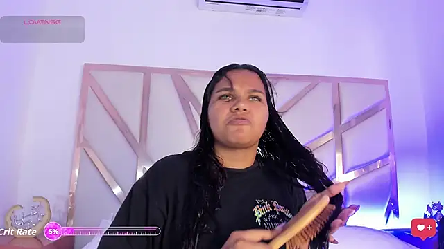 Carolina Evanss online show from September 2025 11:44:01 AM