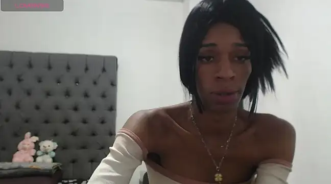 Snapshot of lucianadolll chatting on March 2025 03:06:01 PM lucianadolll online show from March 2025 03:06:01 PM