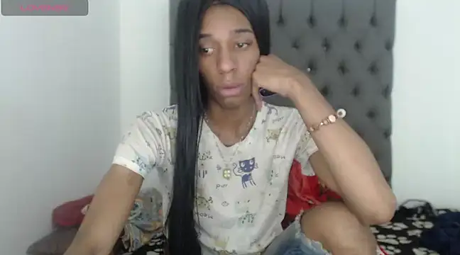 Snapshot of lucianadolll chatting on March 2025 01:52:02 PM lucianadolll online show from March 2025 01:52:02 PM