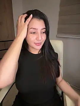 licky lu online show from February 2026 03:10:02 AM