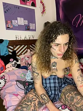 Snapshot of BlazyKitsune- chatting on January 2025 12:30:01 PM BlazyKitsune- online show from January 2025 12:30:01 PM