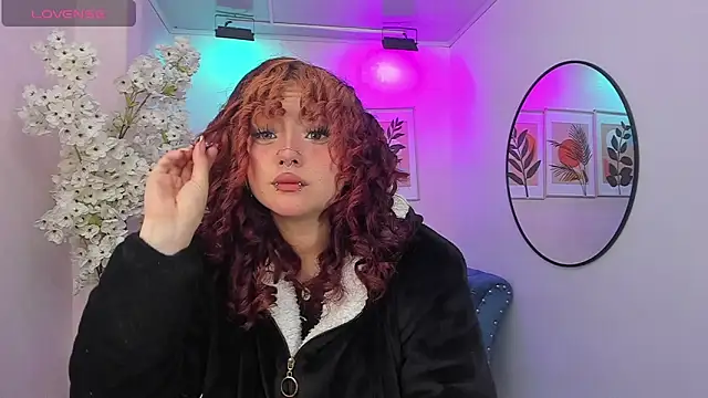 Theia moon online show from November 2025 01:32:02 PM