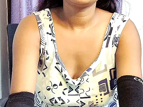 Snapshot of samosa73 chatting on September 2025 03:11:02 PM samosa73 online show from September 2025 03:11:02 PM