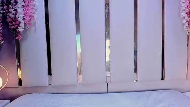 Parismorelli1 online show from October 2025 05:59:01 AM