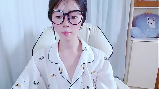 xiyao1314 online show from October 2025 02:08:02 AM