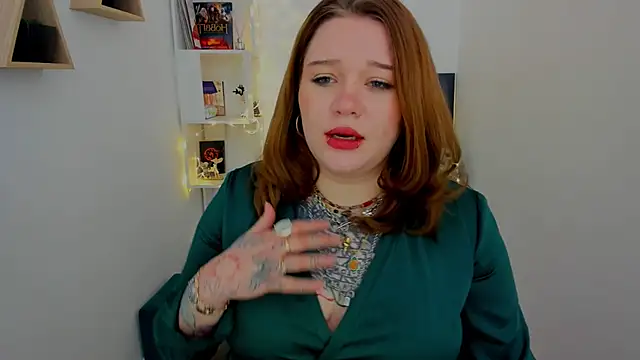 MoonLghte online show from January 2025 02:07:02 AM