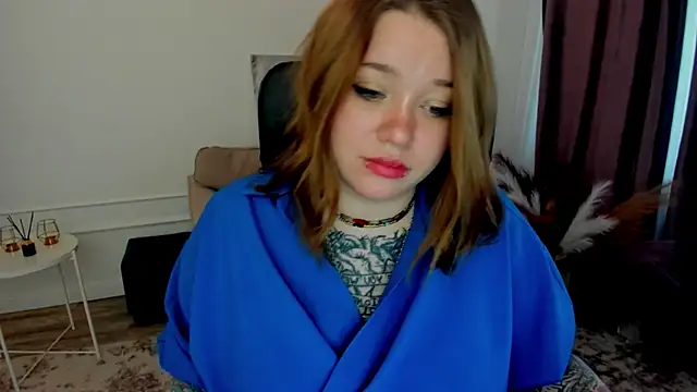 MoonLghte online show from February 2025 07:41:01 AM