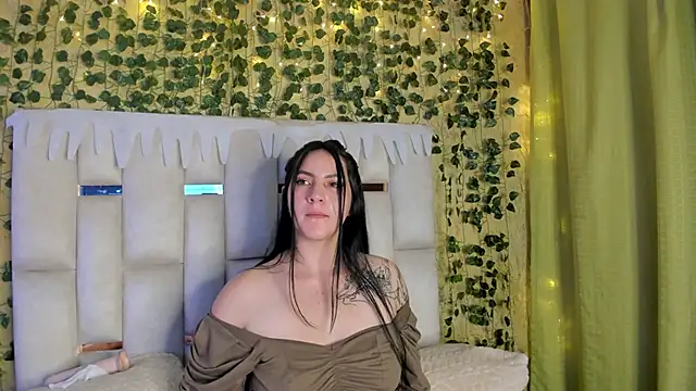 jenifer  power10 online show from December 2024 06:15:02 PM