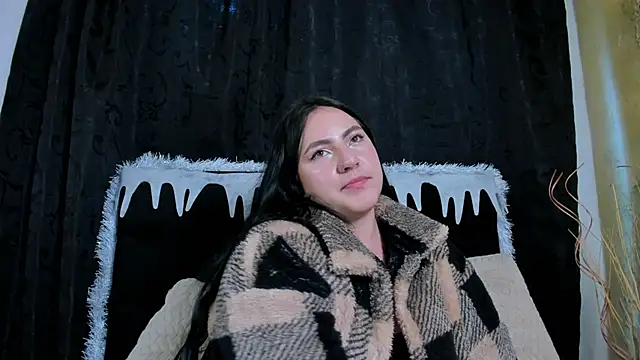 jenifer  power10 online show from December 2025 07:20:02 PM