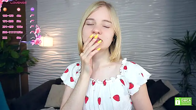 OdelinaFicken online show from November 2025 04:11:02 AM