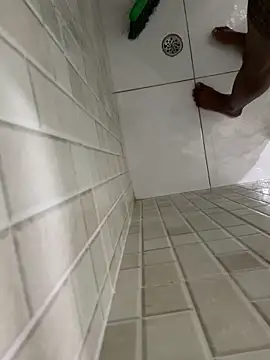 Snapshot of rodrigo21Cm_ chatting on December 2024 01:15:02 AM rodrigo21Cm online show from December 2024 01:15:02 AM