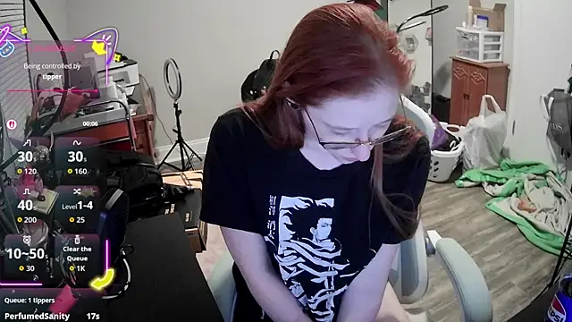 LilyFoxxx online show from September 2025 03:30:01 AM