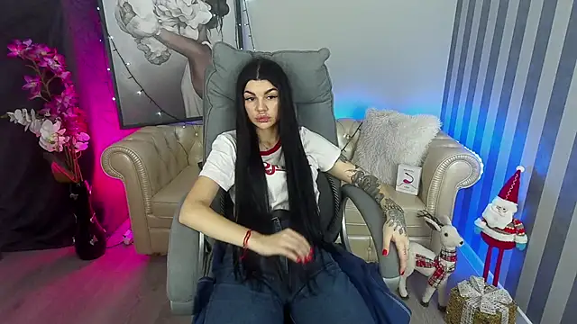 Snapshot of Tiffany_lab chatting on December 2024 06:28:02 AM Tiffany lab online show from December 2024 06:28:02 AM